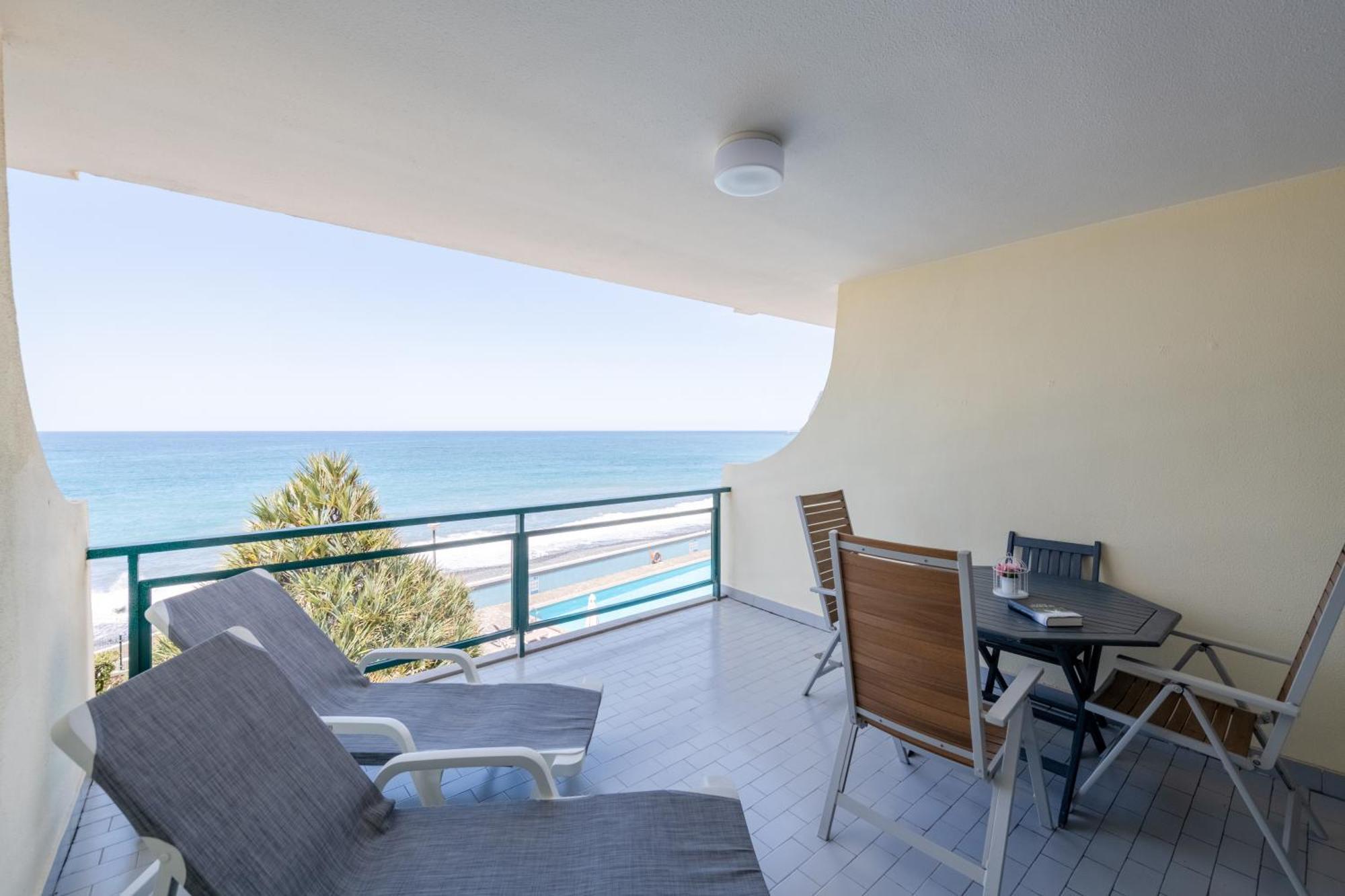 Atlantic View Apartment At Formosa Beach Funchal  Kültér fotó