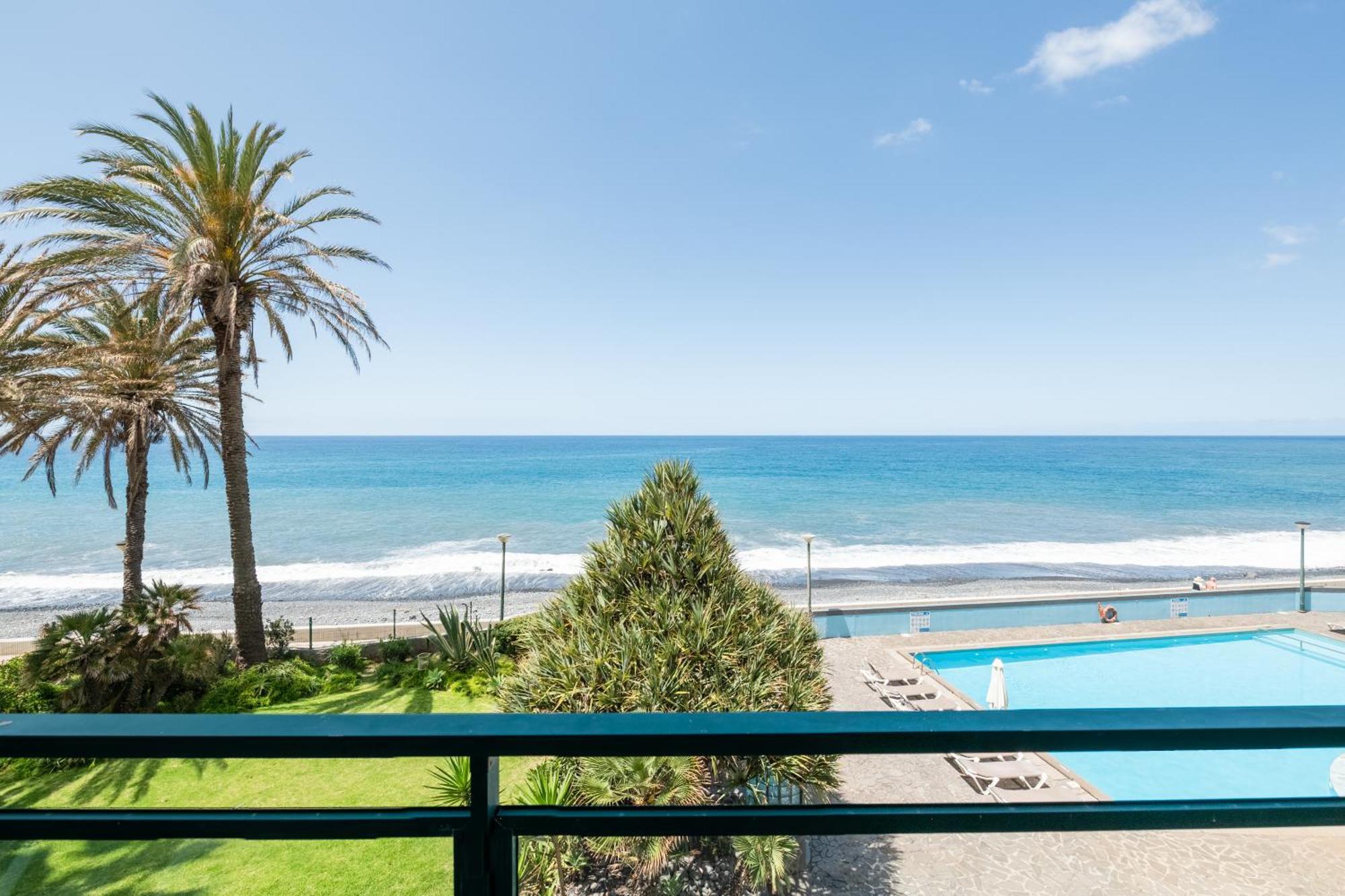 Atlantic View Apartment At Formosa Beach Funchal  Kültér fotó