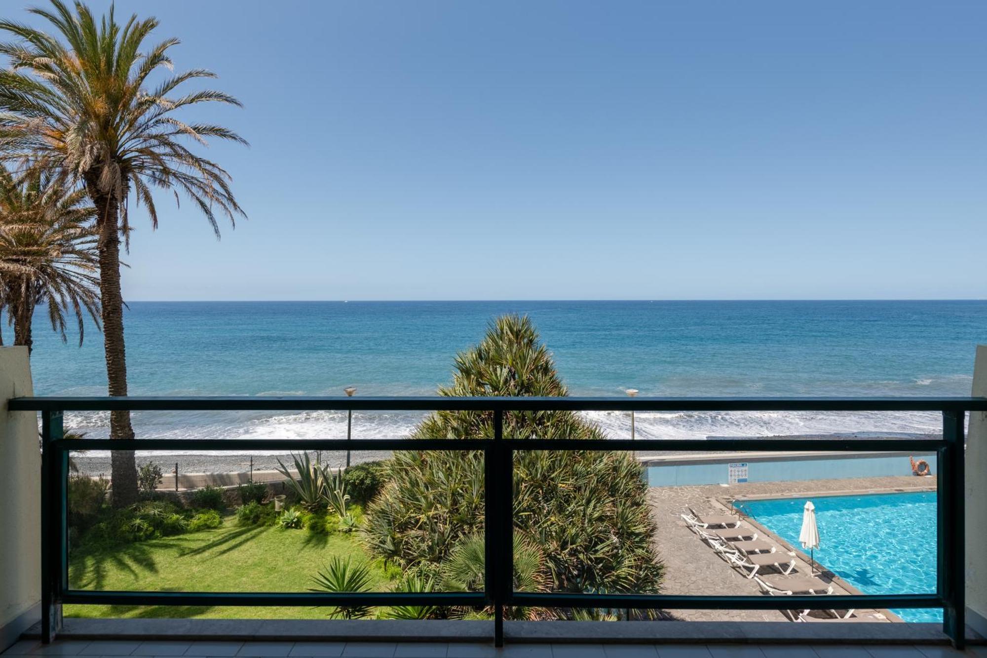 Atlantic View Apartment At Formosa Beach Funchal  Kültér fotó
